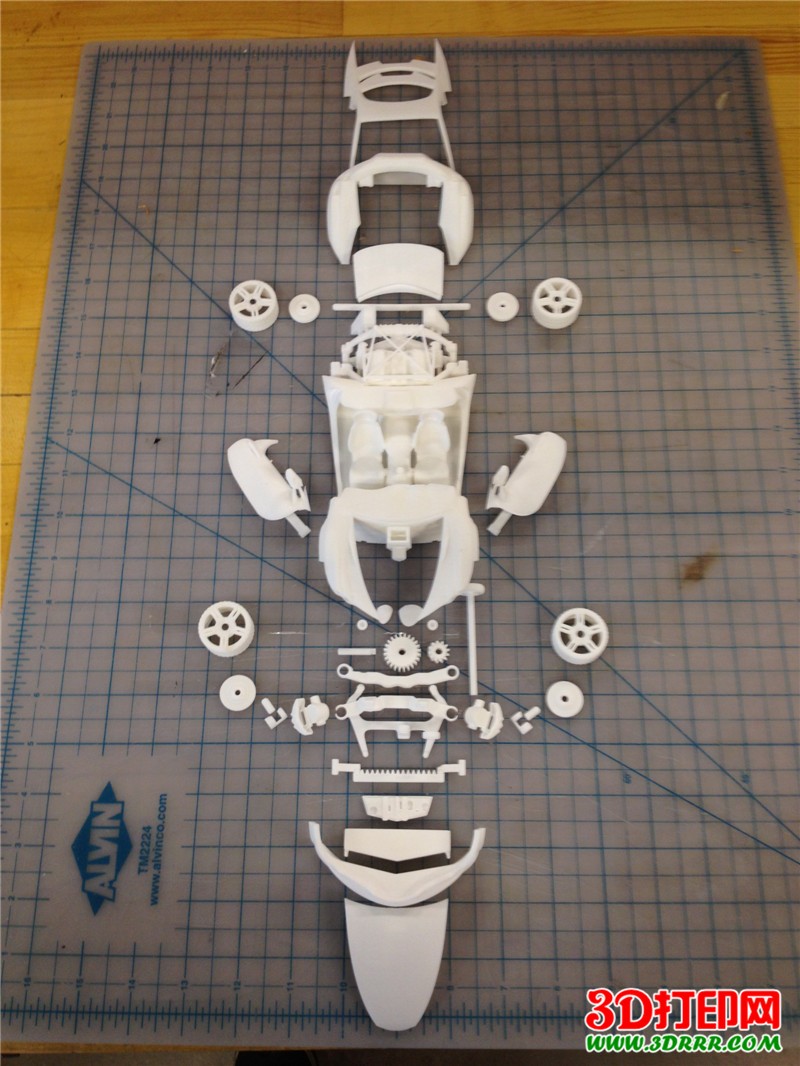 3D打印机打印的汽车
