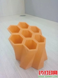 最近一直在练习3D打印，果然更熟练了。